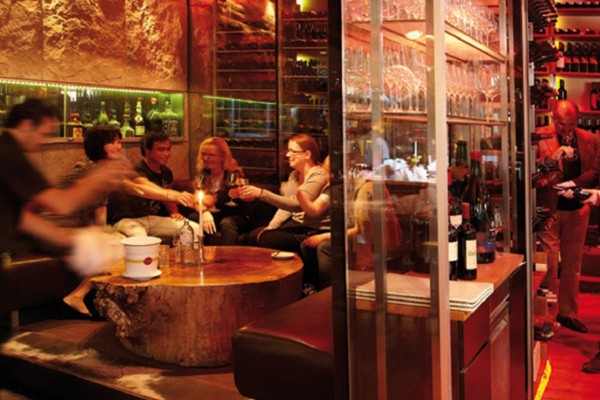 Vinothek im Café Josef Linz