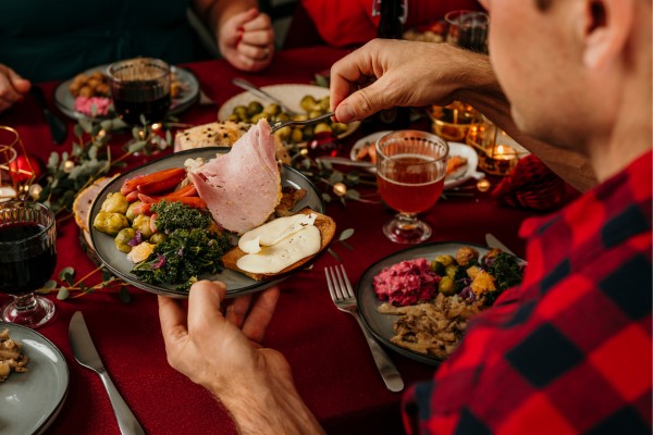 Vielfältige Xmas Buffets zu Weihnachten im Josef erleben